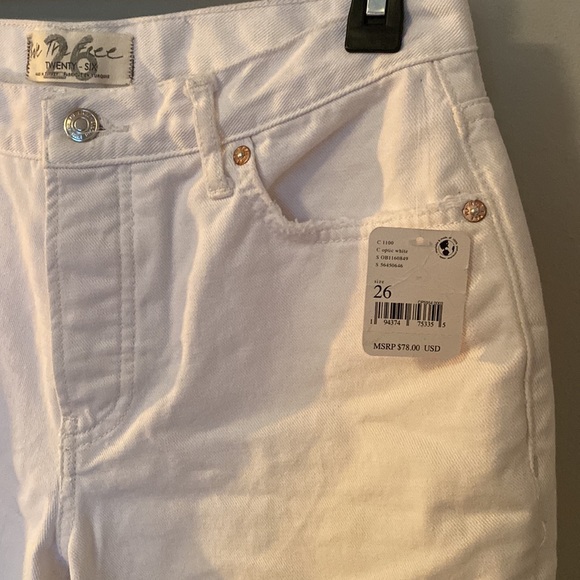 NWT Free People Maggie Mid-Rise Straight-Leg Jeans - Picture 6 of 7